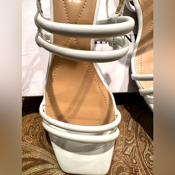 Alfani Women’s Kittenhill Sandals - Picture 2 of 6